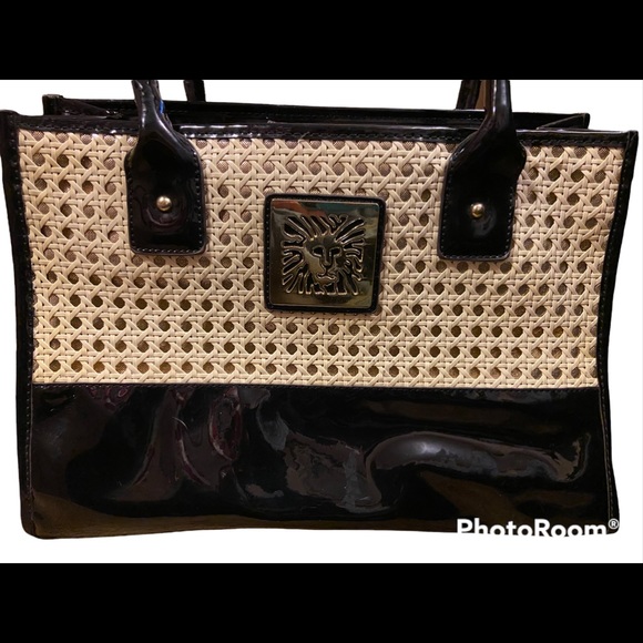 Ann Klein Wicker and Black Patent Leather Handbag - Picture 3 of 10